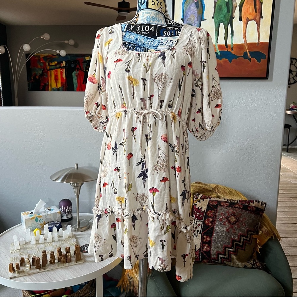 Lisa says gah Leila floral dress